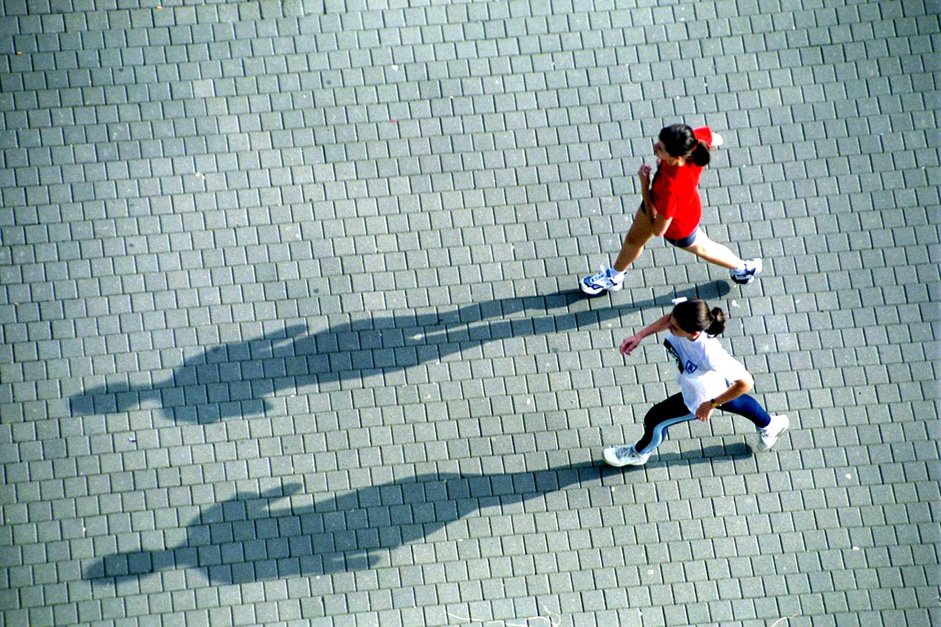 running shadows 